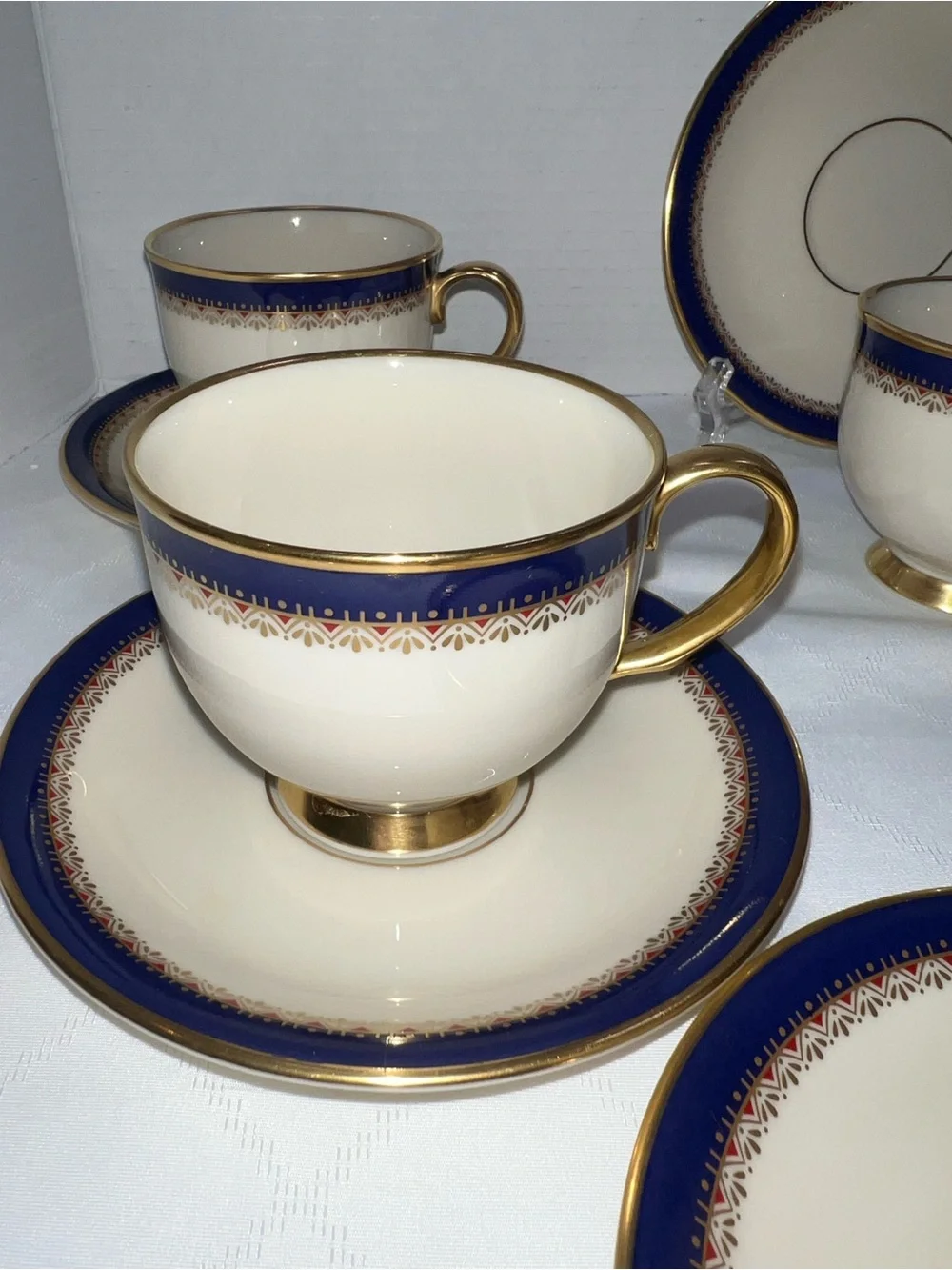 Lenox Presidential Collection Jefferson Footed Cup and Saucer 24K Gold Set of 7